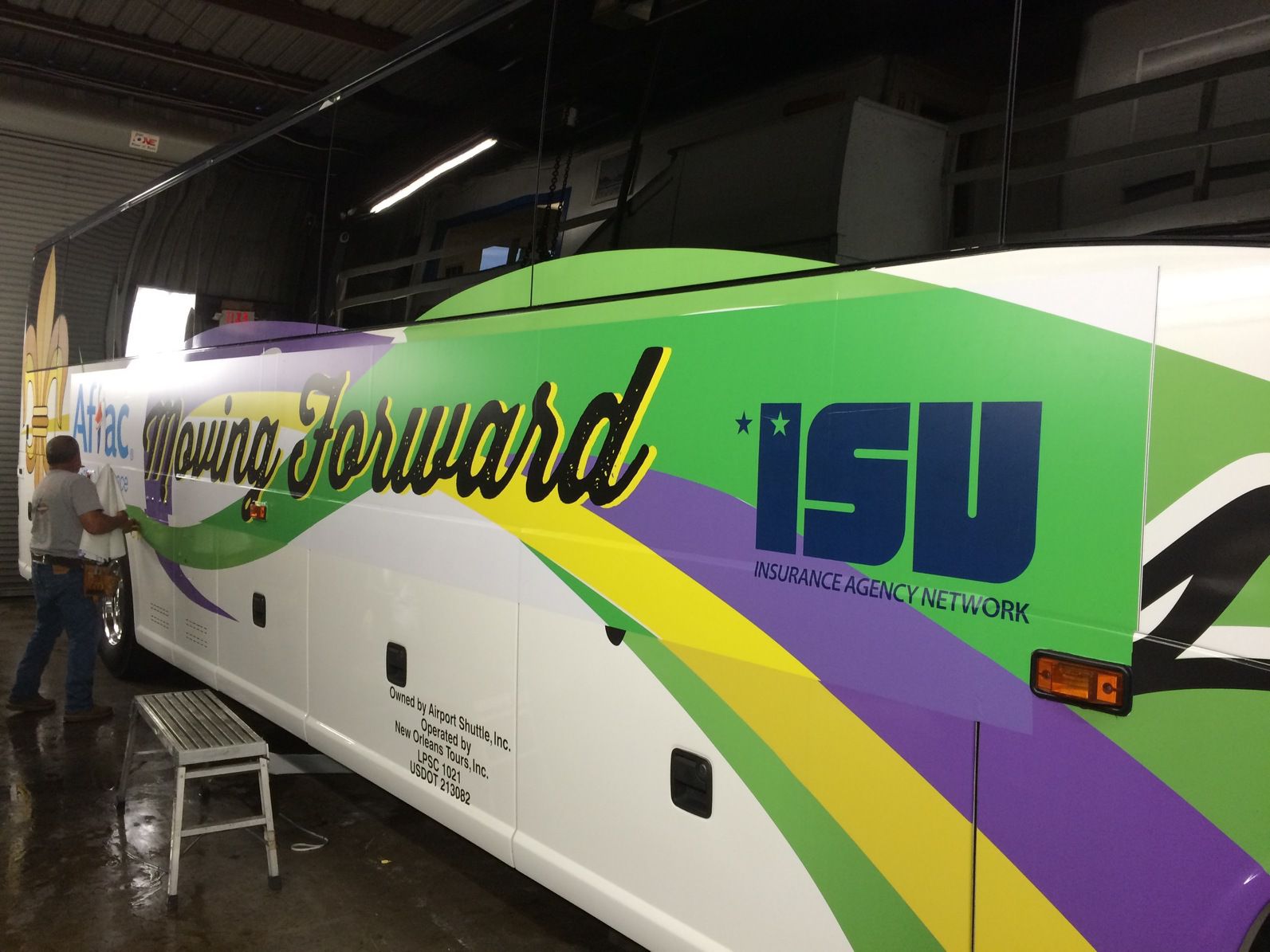 new orleans charter bus